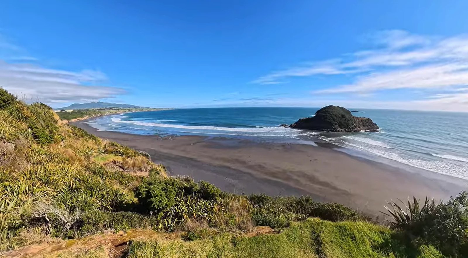 Back Beach surf spot