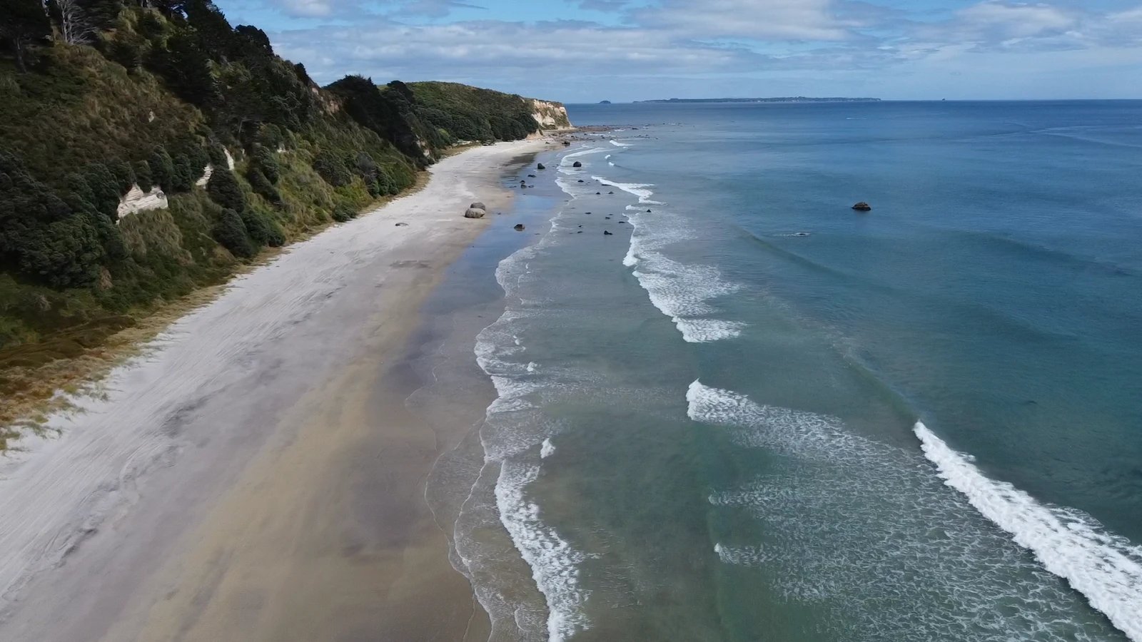 Newdicks surf spot